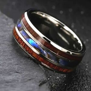 Men's edgy wood grain ring sz 7